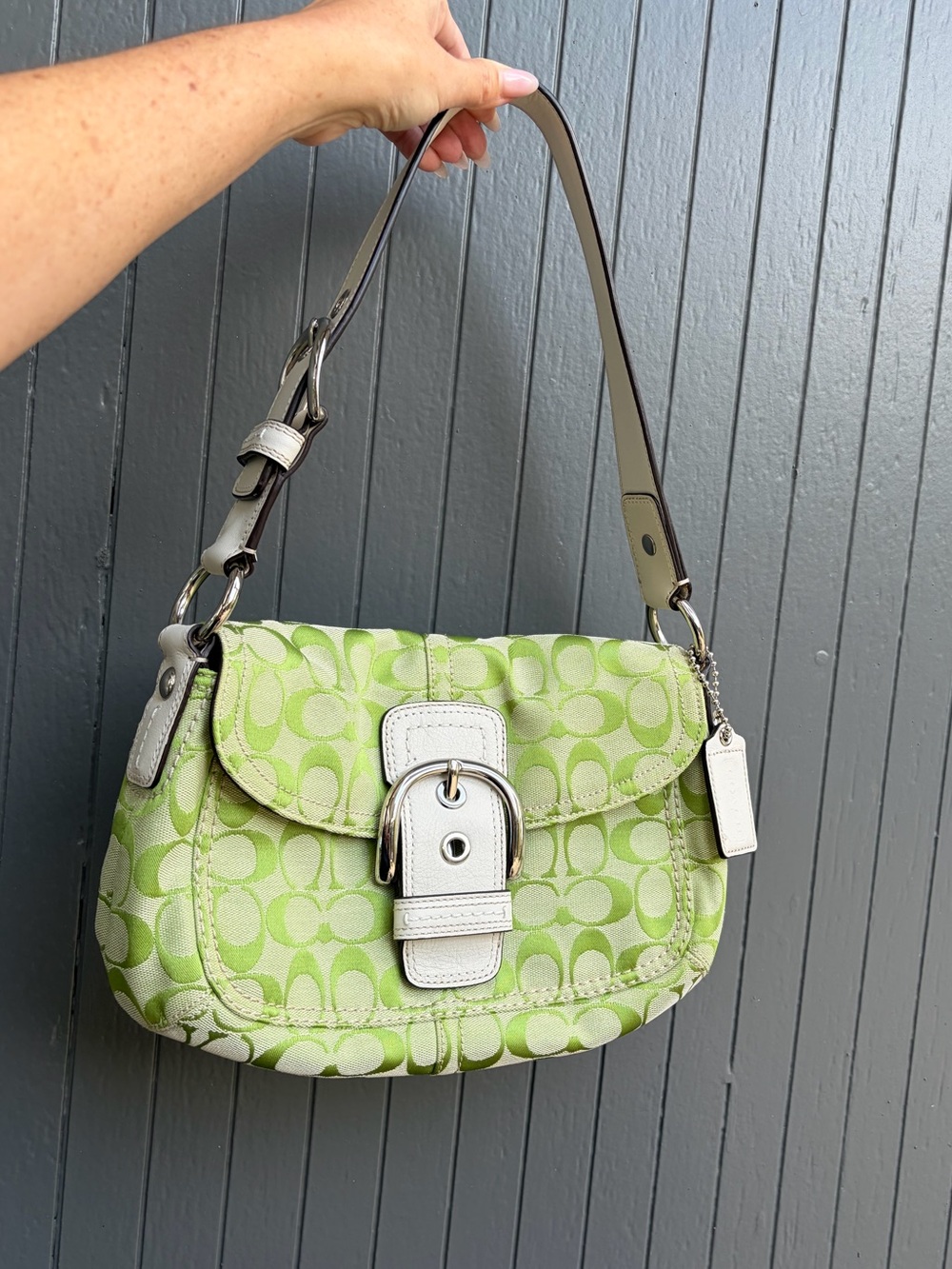 Vintage 2000โs Coach Bag
